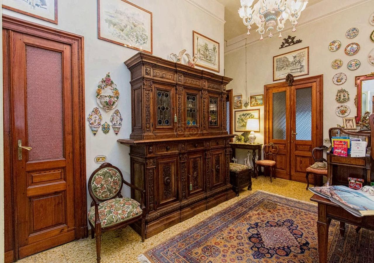Atmosfere Del Centro Storico Bed and breakfast 3*